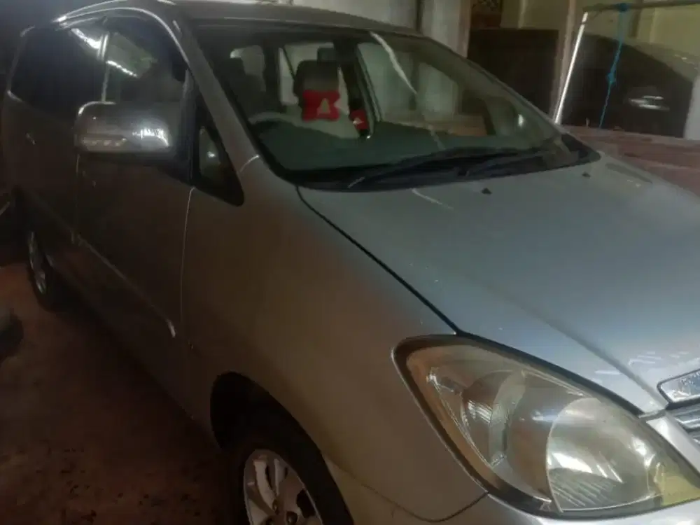 Toyota Kijang Innova G Manual 2010 Silver - Mulus & Terawat