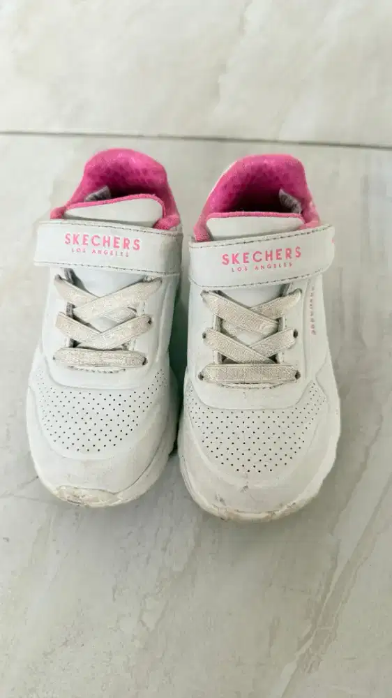 Dijual Sepatu Skechers