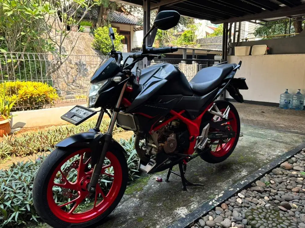 CBR 150 Street Fire Limited Edition!!