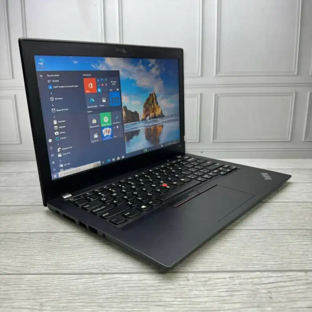 Dijual Laptop Lenovo X280 i3 G8