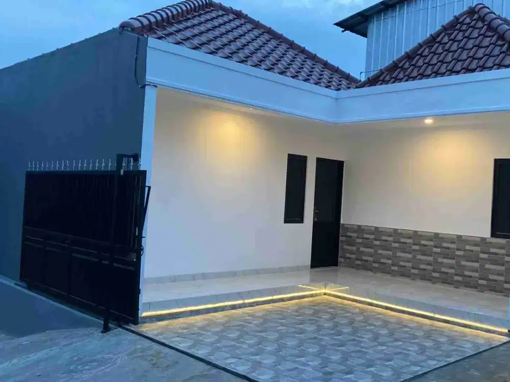 Rumah kantor  di sewakan di Jelupang