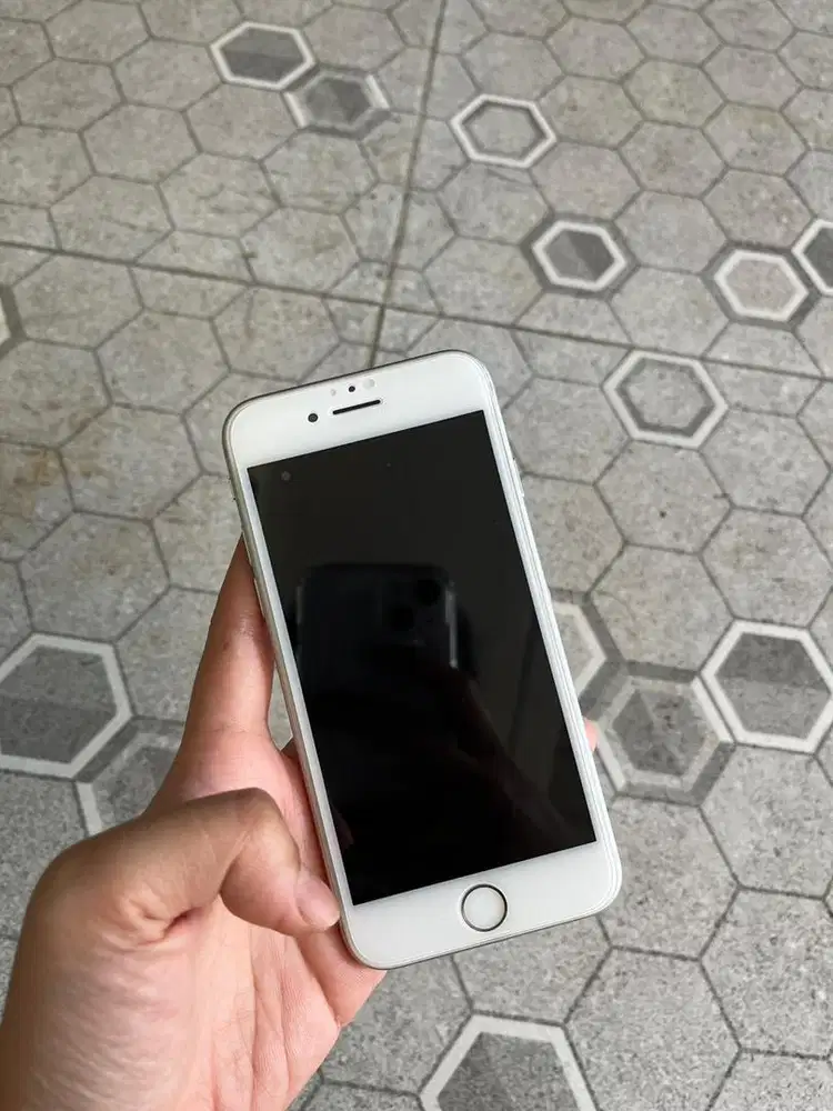 iphone 7 silver 128gb