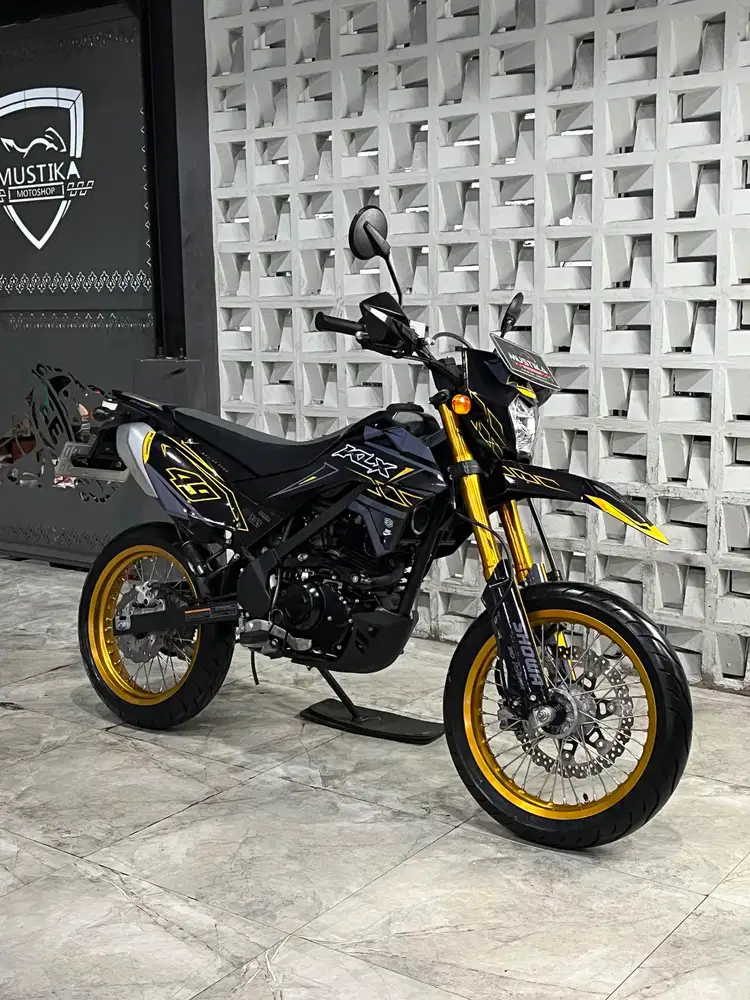 Istimewa‼️KLX 150 SM 2024. KM 10RB. DANNY Mustika Sulfat