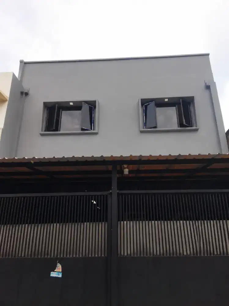 Jual rumah 3 lantai tanpa perantara