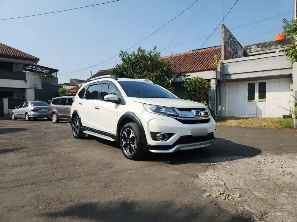 Honda BR-V  Prestige Automatic Tahun 2016