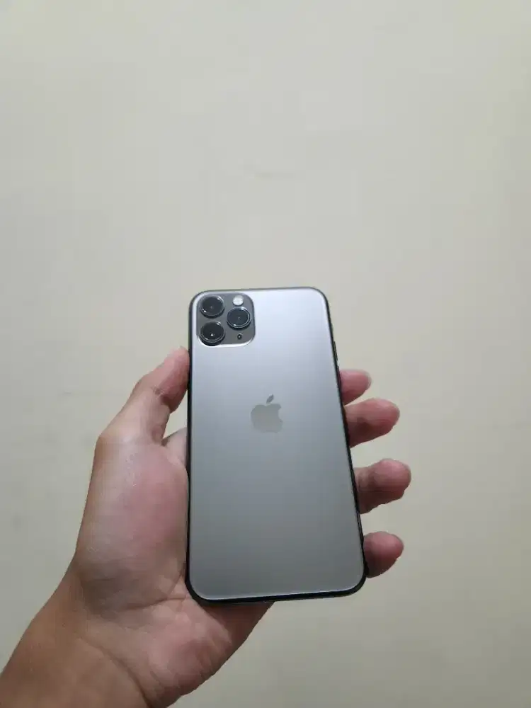 Iphone 11 pro ibox
