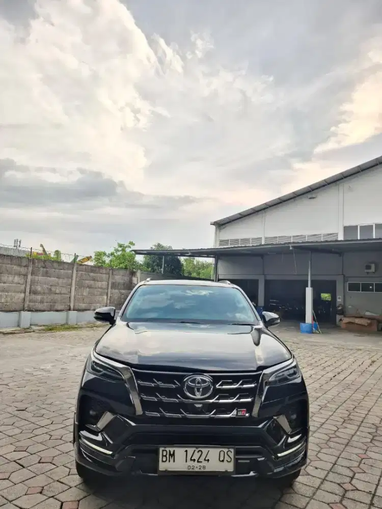 VRZ GR 2023 2.8 matic. Km 56rb antik