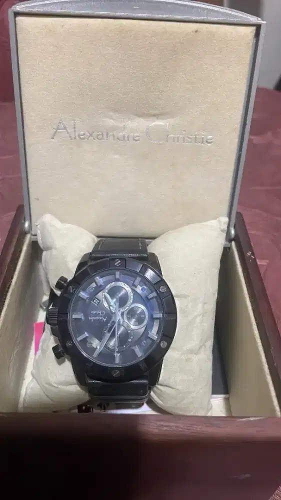 Jam AC model U208MC