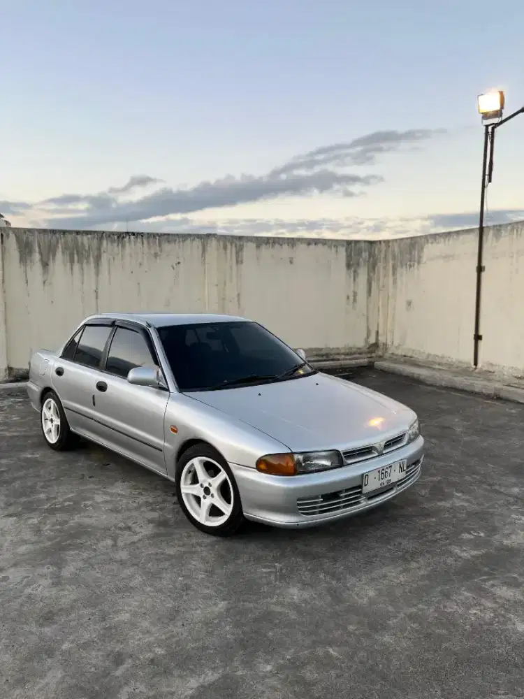 Mitsubishi Lancer cb2 Matic
