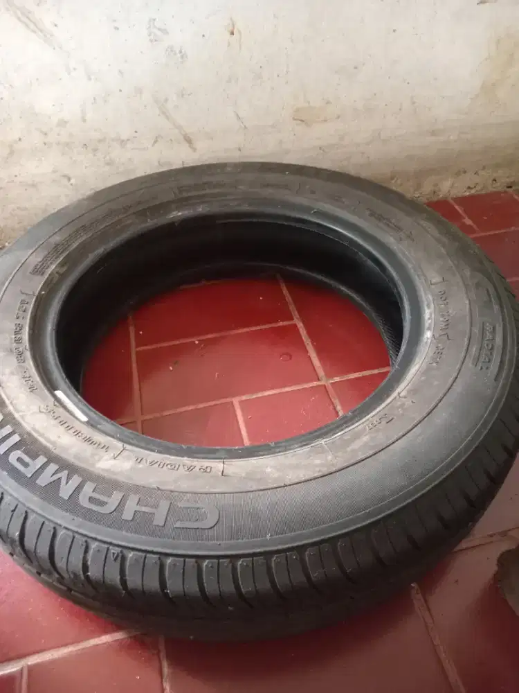 Jual ban R13 kondisi baru blm dipakai
