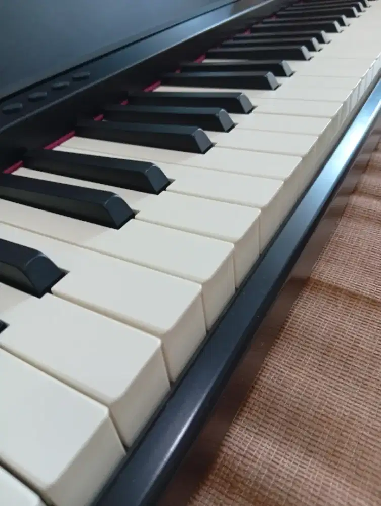 JUAL PIANO DIGITAL ROLAND TUT PIANO ASLI 88X HAMMER TUT NEW MEJA KABEL