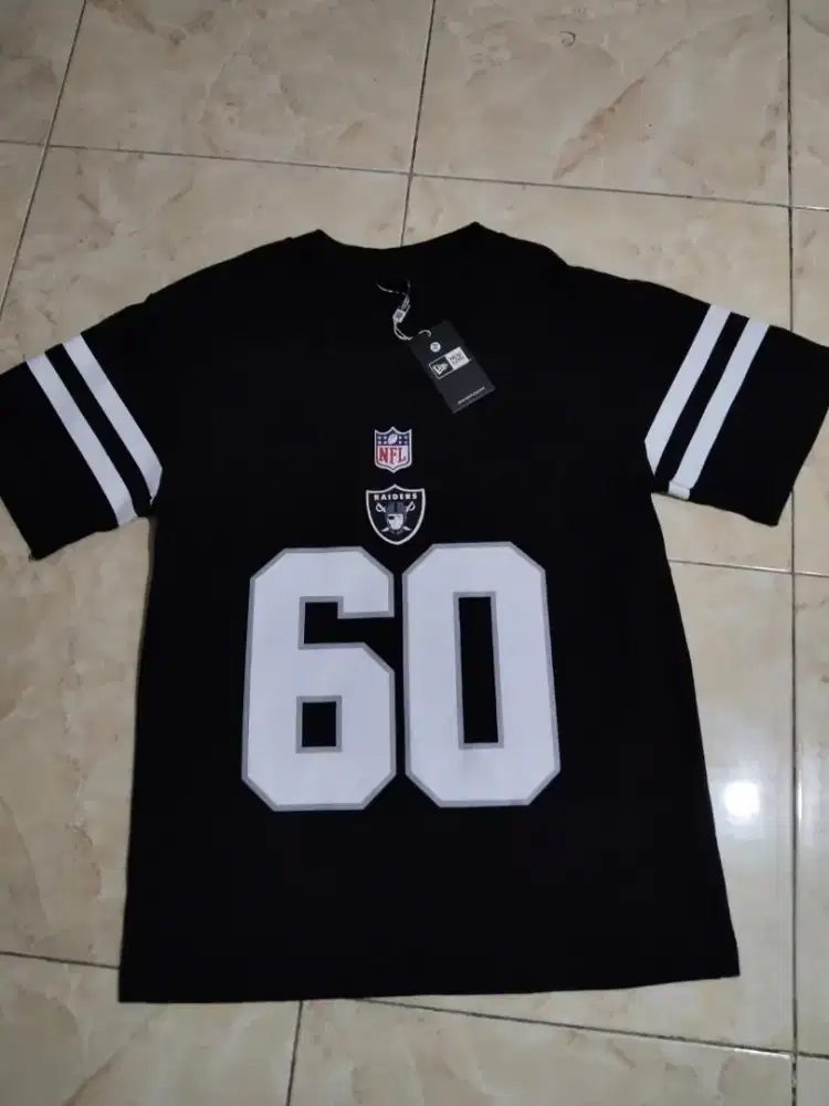 Kaos Pria Merk New Era Original Ukuran M All Size