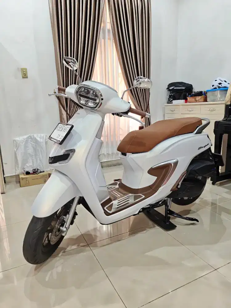 Honda Stylo Putih 2025 tipe tertinggi ABS
