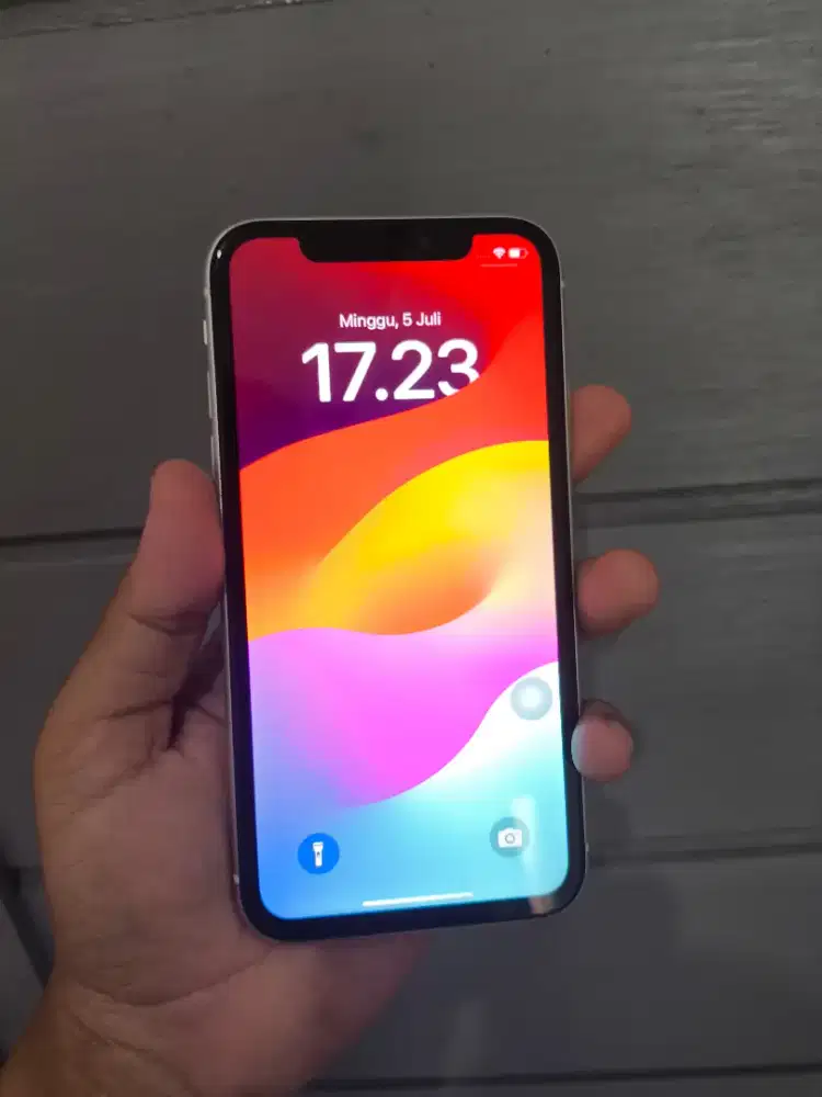 Iphone Xr Memori 64Gb Area Banjarmasin