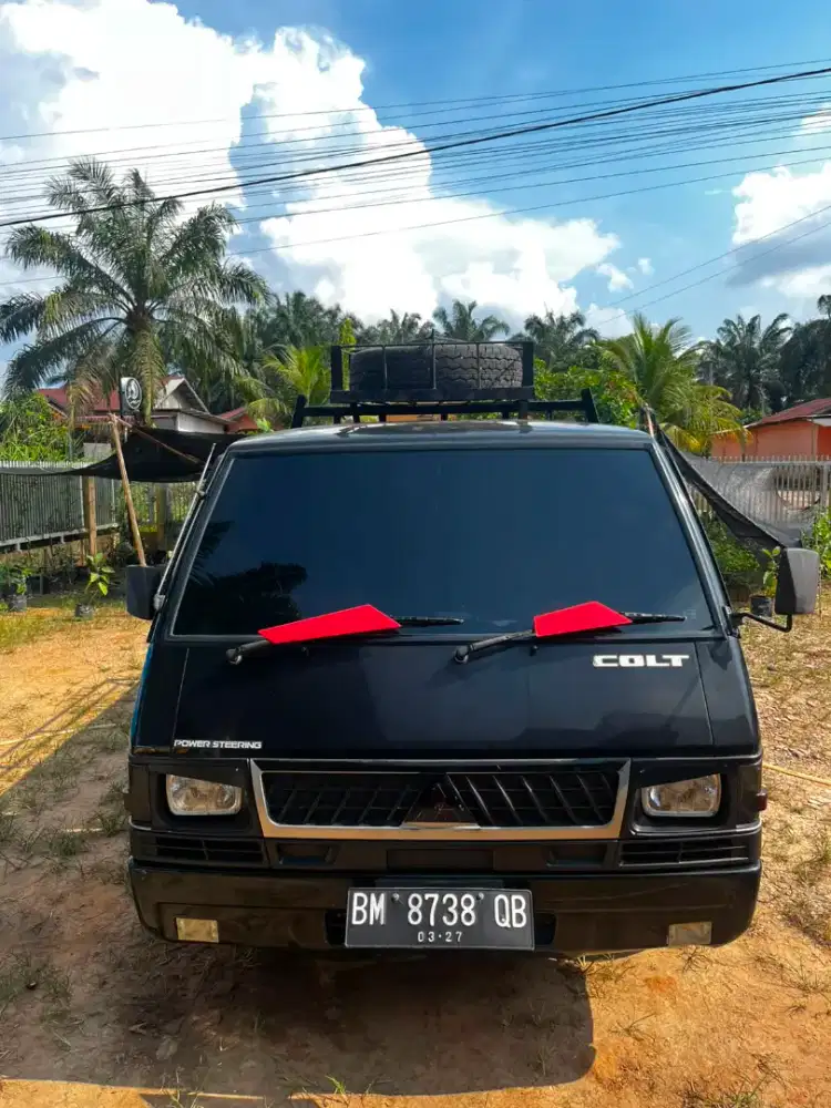 Dijual Cepat Mobil L300..