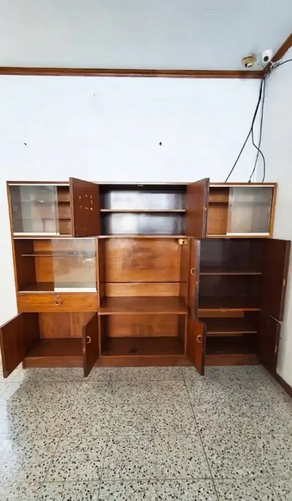 Lemari Rak TV Buffet Hiasan Pajangan Kayu Jati Asli bukan triplek
