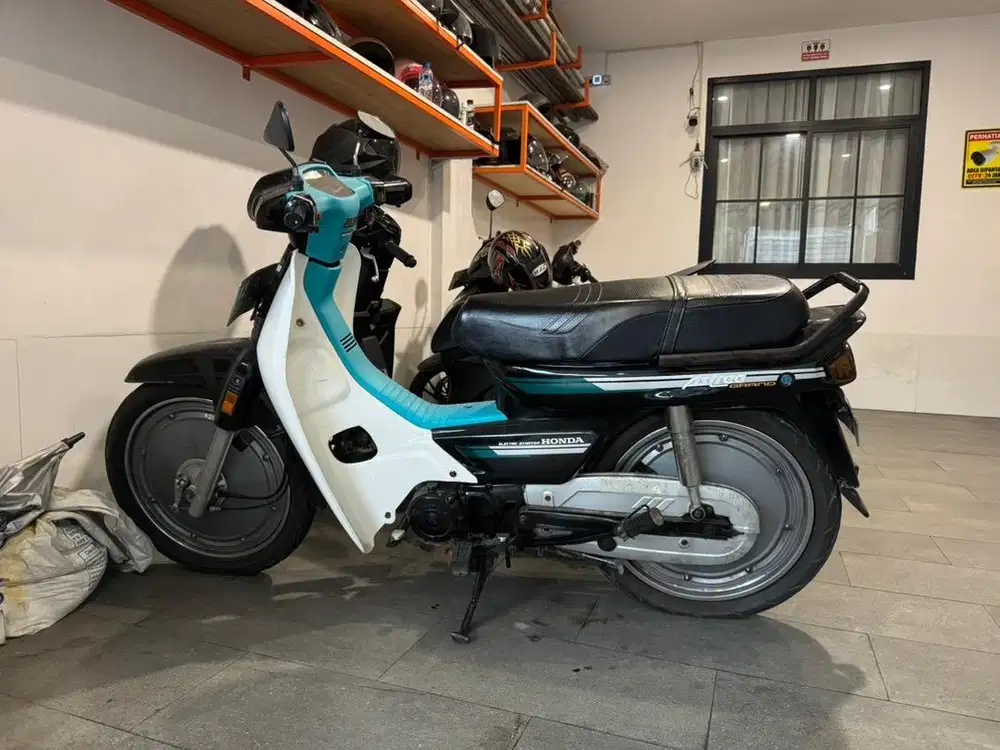 HONDA Astrea Grand