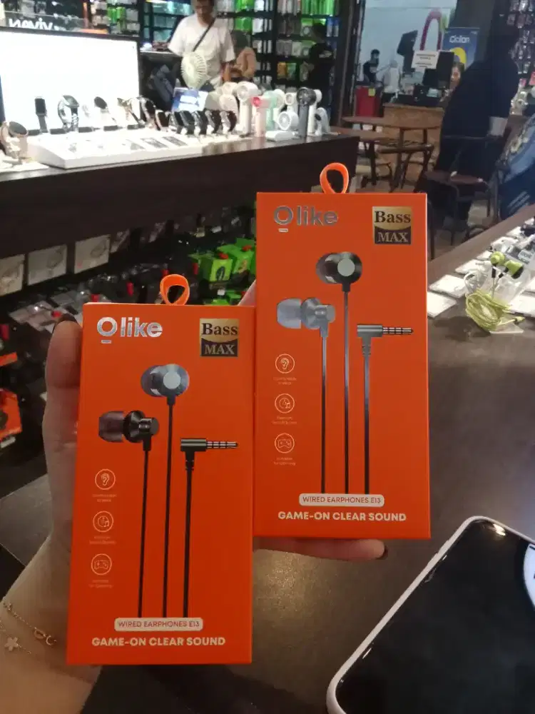Olike Wired Earphones E13