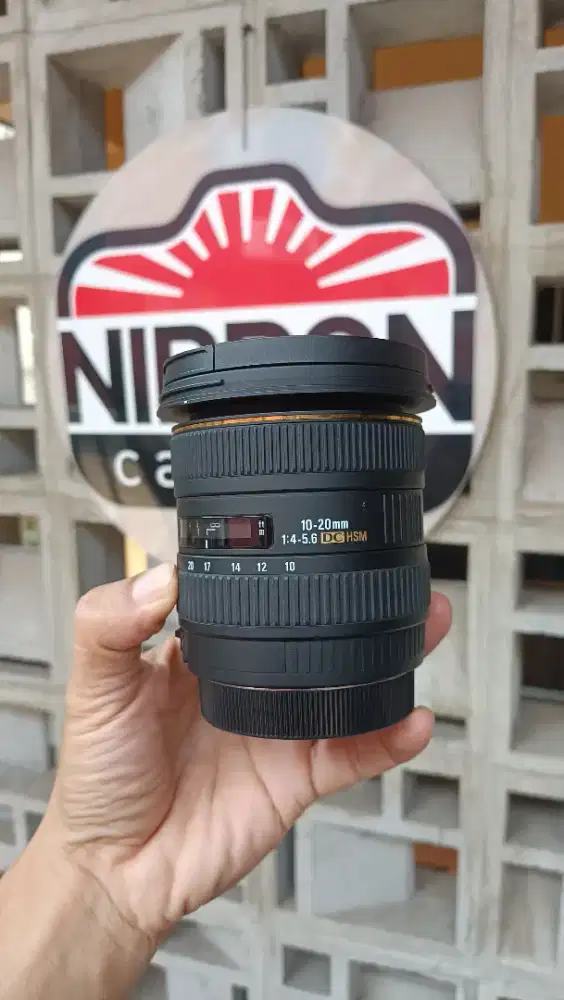 Lensa Wide Sigma 10-20 DC HSM EX for CANON