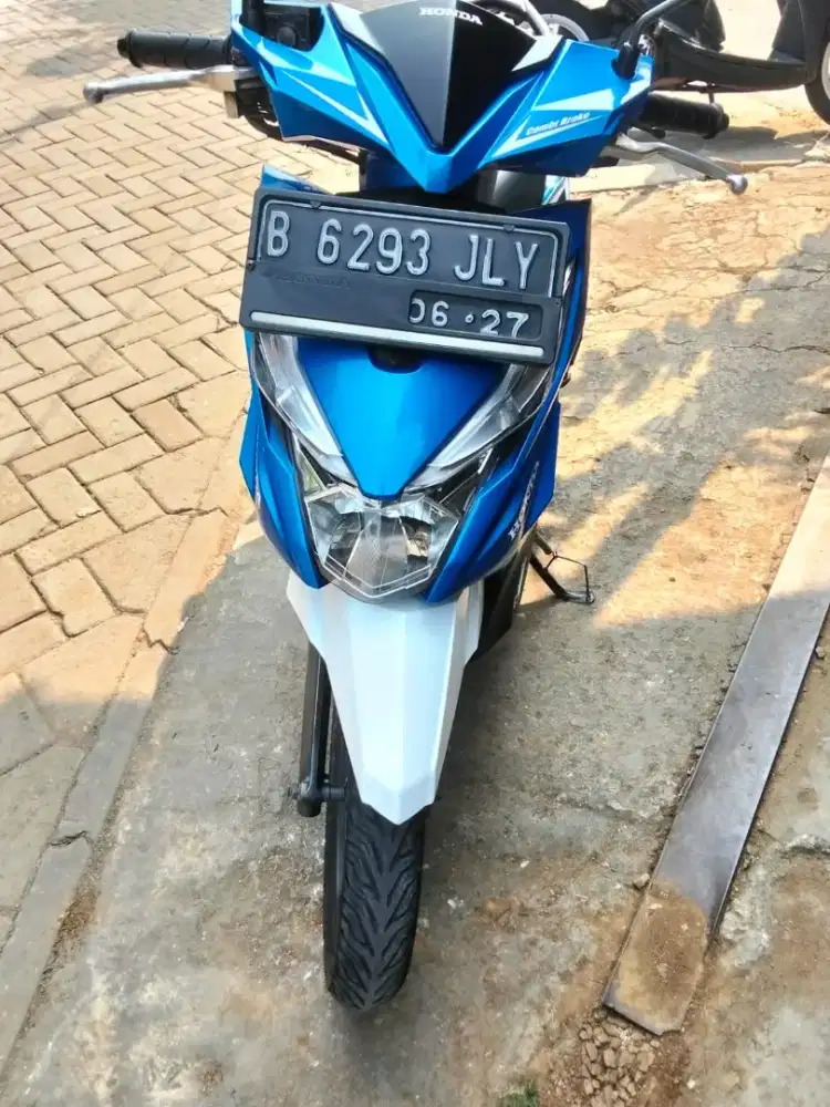 Jual motor Honda Beat CBS ISS 2017