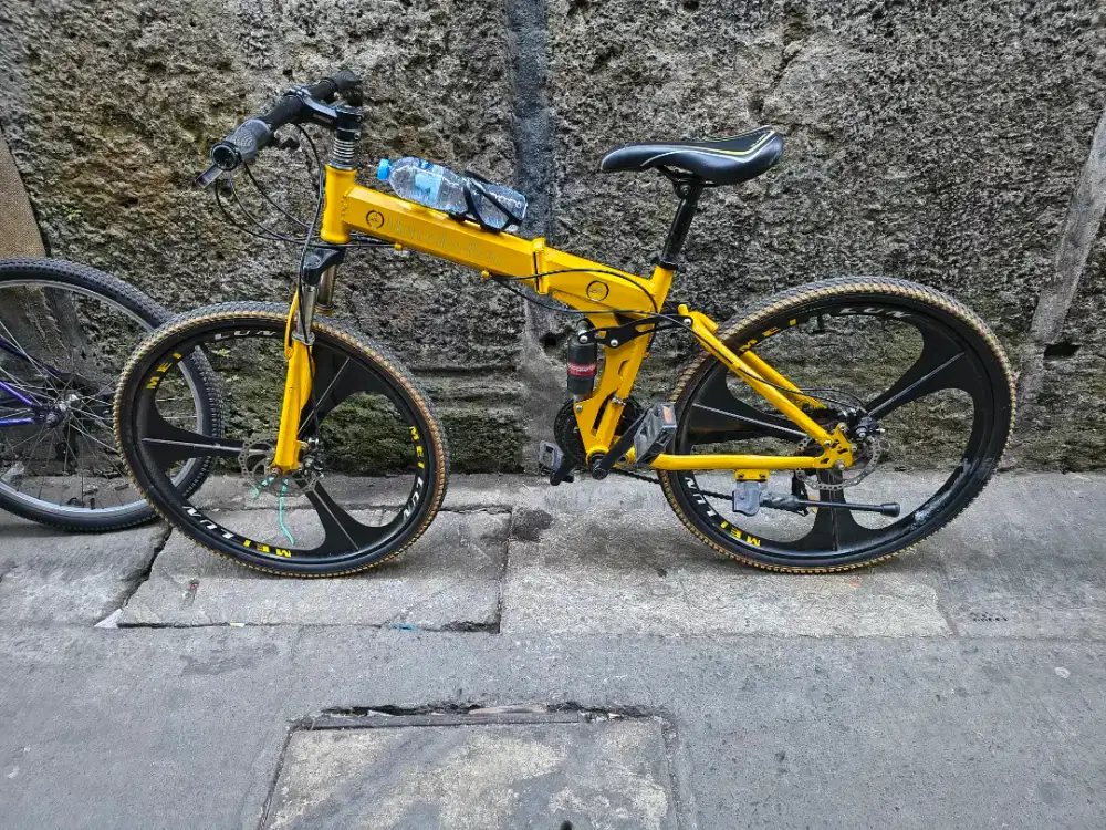 Sepeda MTB lipat bekas tapi mulus