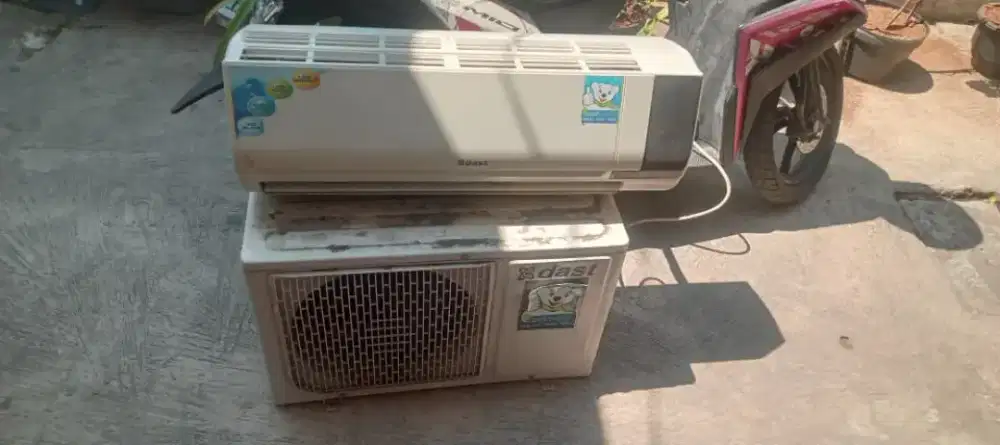 ready stock AC 1/2pk mrek dast