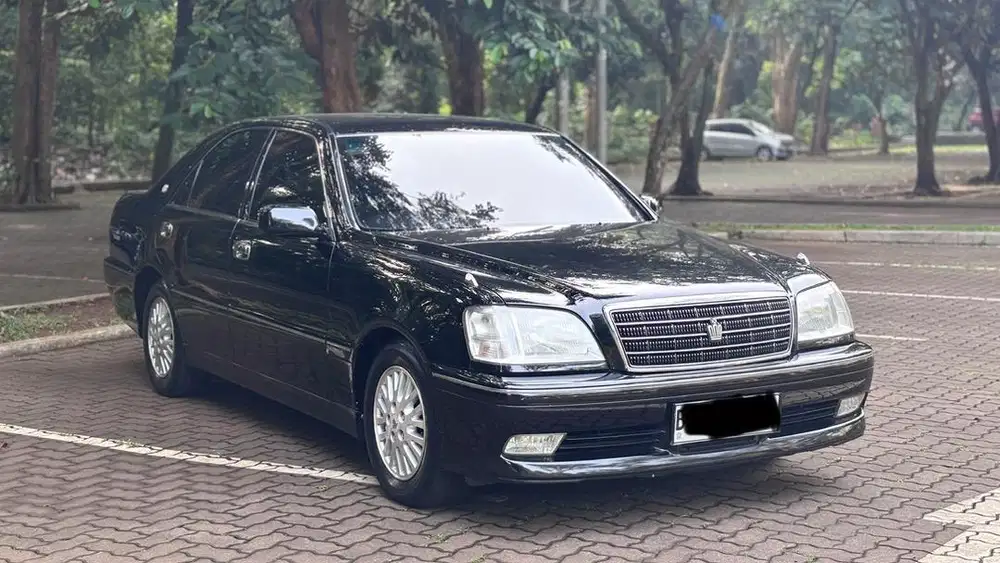 Toyota Crown Royal 2002 Bensin