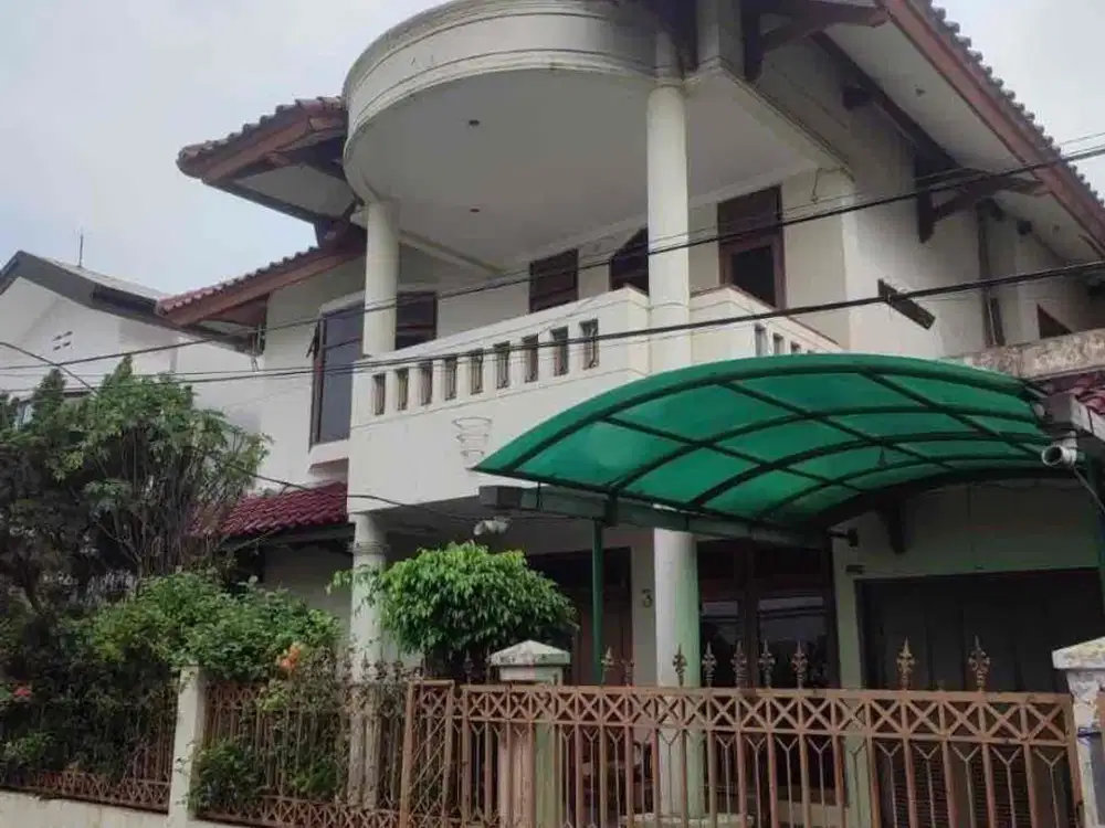 rumah Bagus Di delman Bendi Tanah kusir
Jakarta selatan