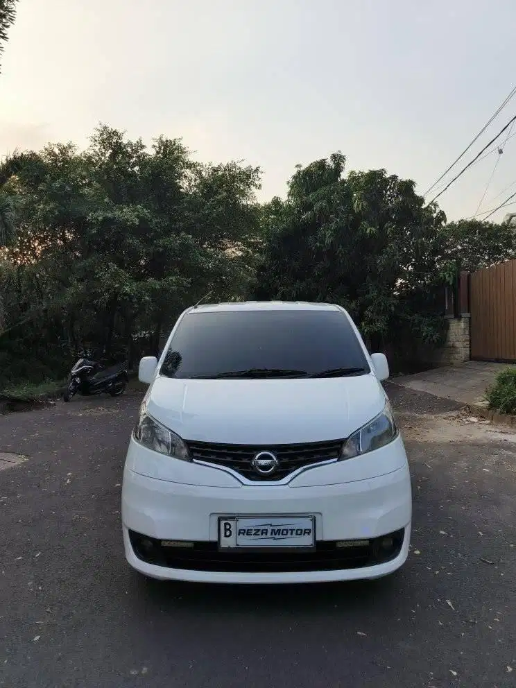 2013 NISSAN EVALIA XV AUTOMATIC