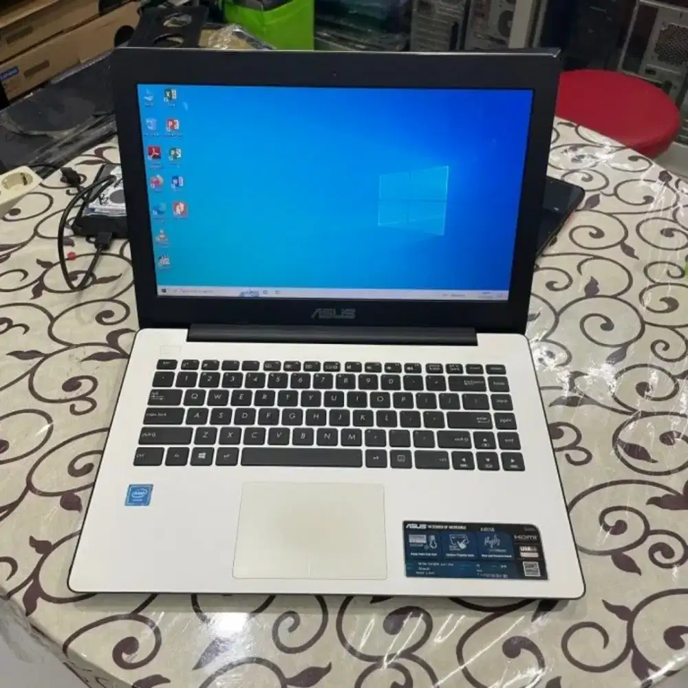 Laptop Asus X453M Ram 4 Normalan Tinggal Pake Aja