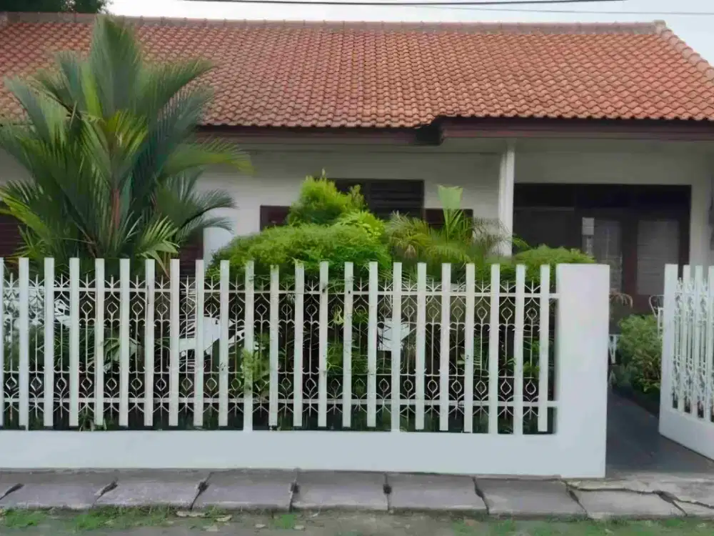 Dijual Rumah Lokasi Strategis di Komplek DDN-1 Pondok Labu, Cilandak, Jakarta Selatan