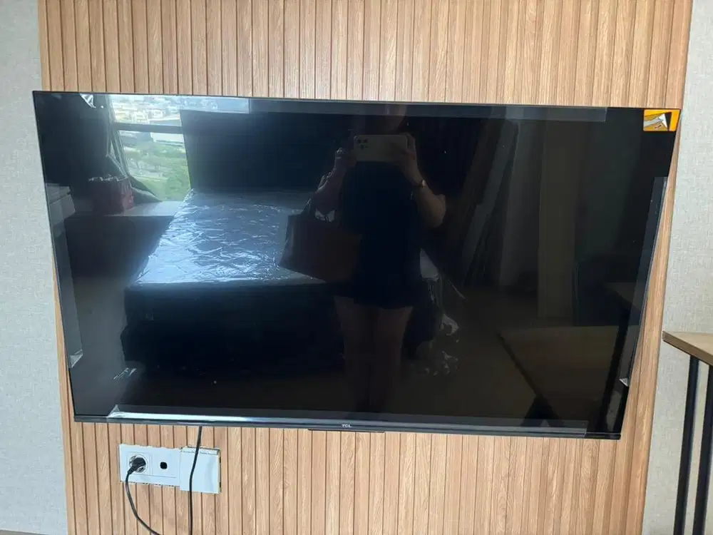 TCL A18 43inch second