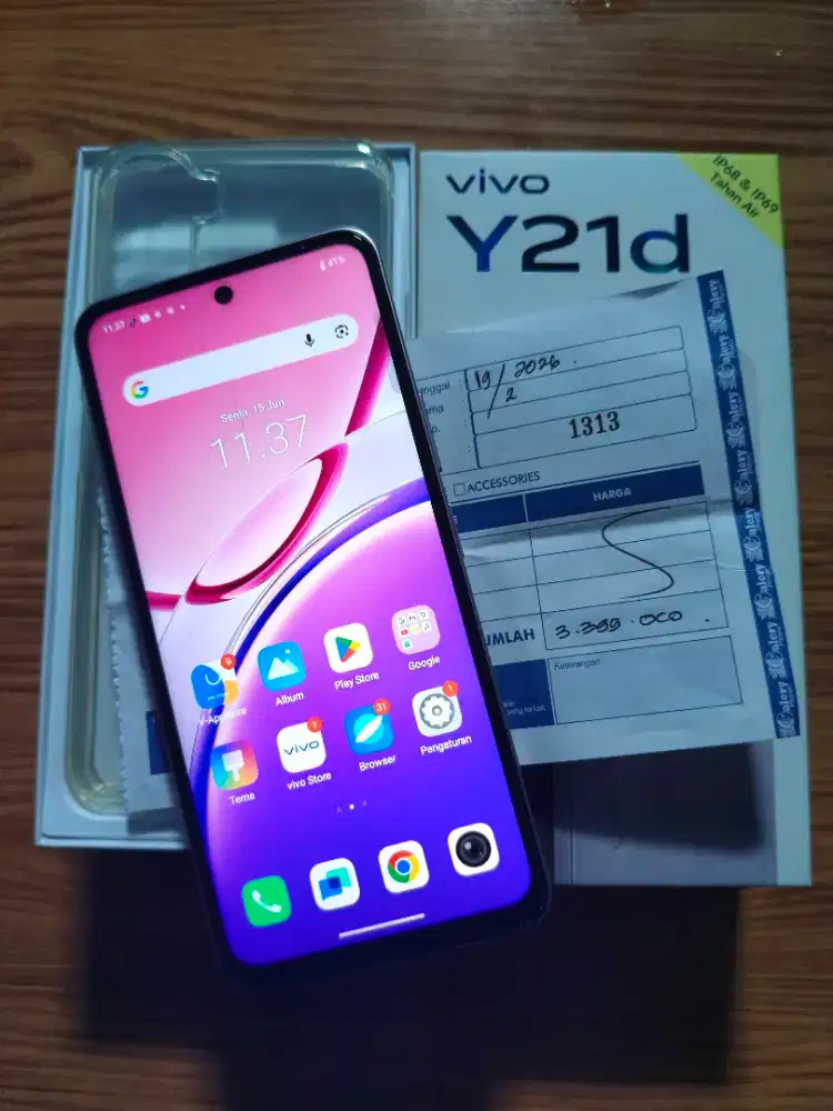 2nd Vivo y21d 6+ 6/256 Garansi resmi masih 7 bln an fullset mulus ori