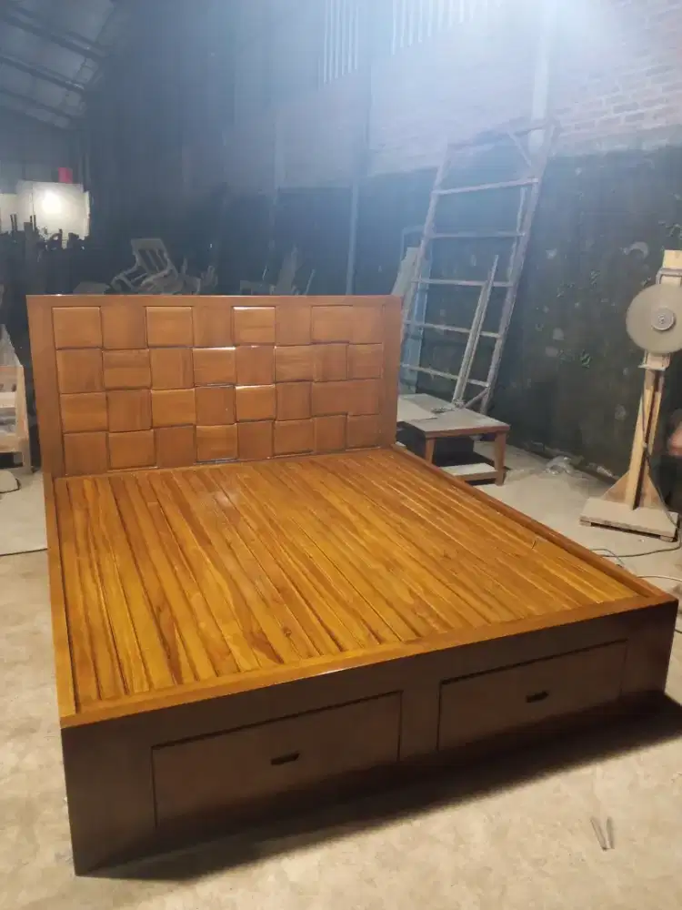 Dipan tempat tidur headboard lego kayu jati solid