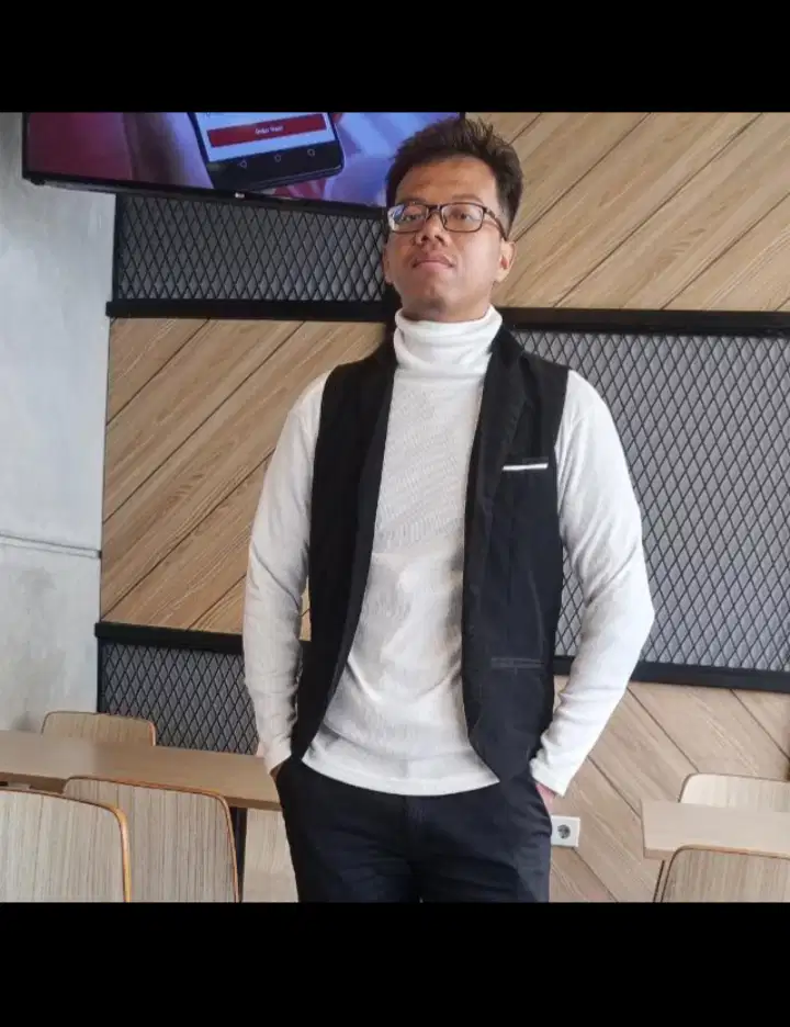 Kerjaan tetap bebas/freelance