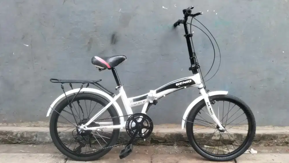 Sepeda lipat genio