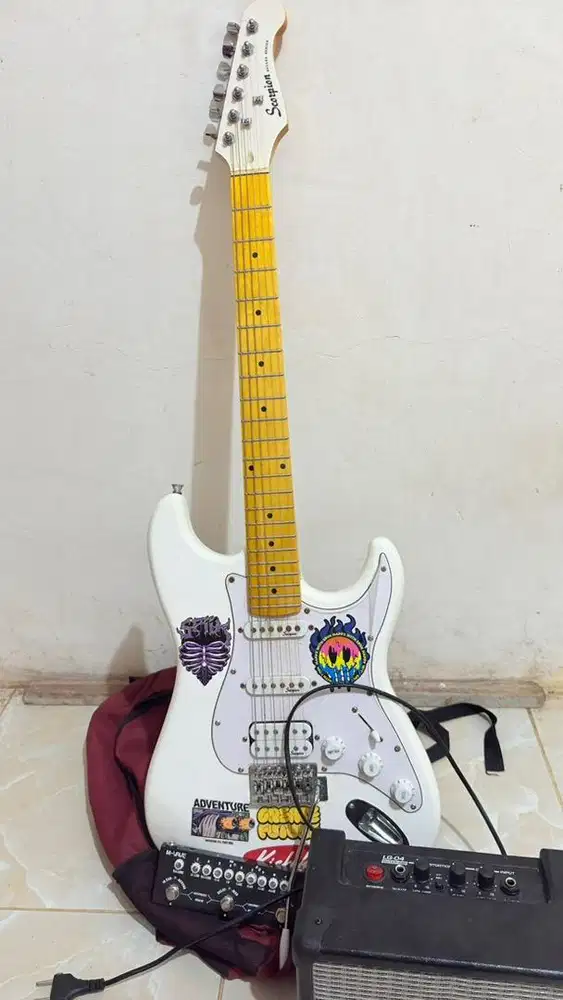 Paket Siap Nge-jam! Gitar Listrik Scorpion Deluxe + Amp + Efek M-Vave