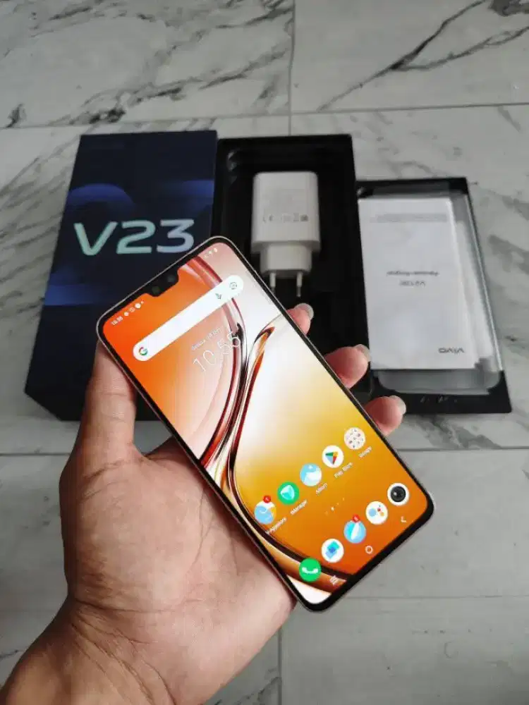 Vivo V23 5G Ram 8/128 Desain MewaH