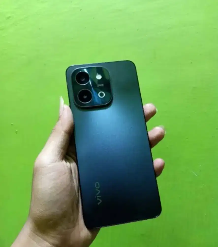 Vivo y28 original