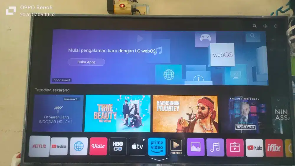 tv led uhd merk LG 43 inch jual cepat