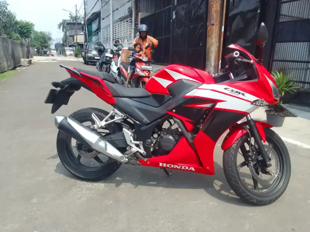 CBR 150R 2015 k45a