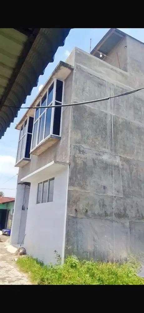 DIJUAL RUMAH TANPA PERANTARA(RUMAH PRIBADI) 3 Lt.