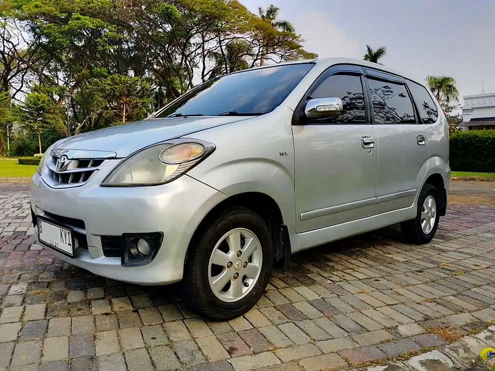 Toyota Avanza 2011 Bensin