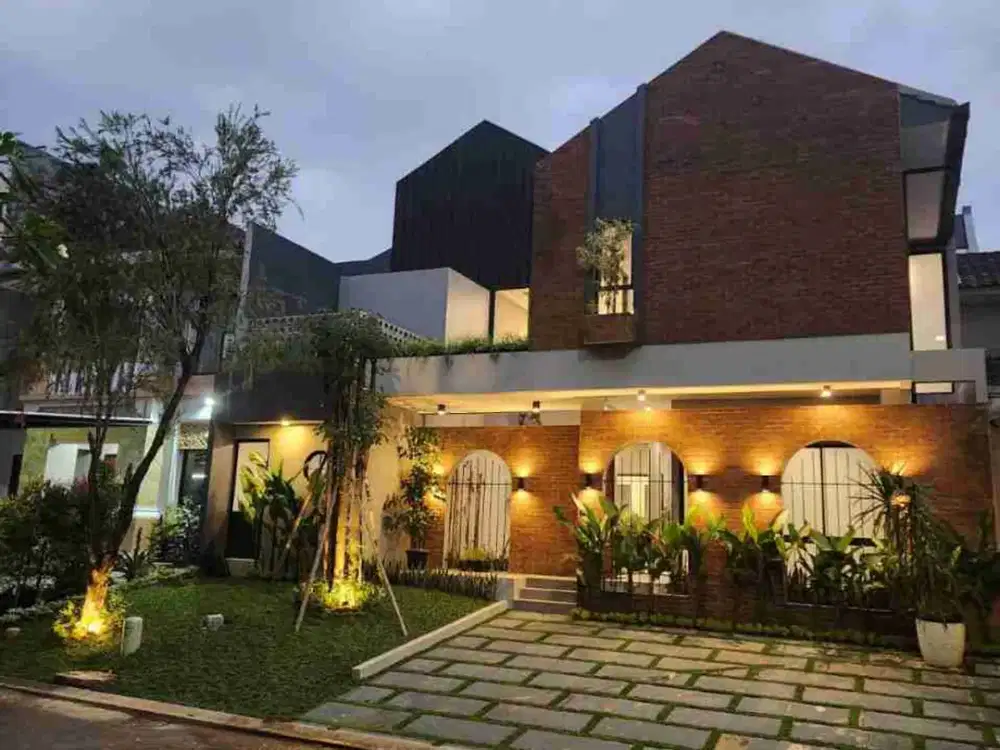 Rumah Dijual Di The Green BSD (AHB314)