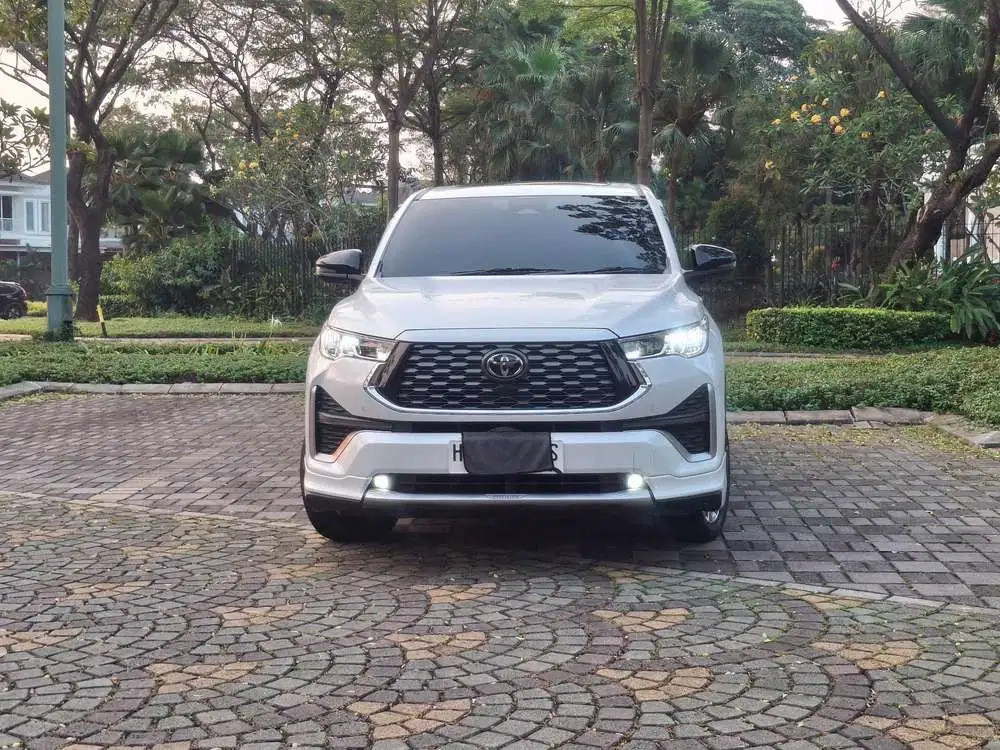 TOYOTA ZENIX HEV Q TSS MODELISTA 2023