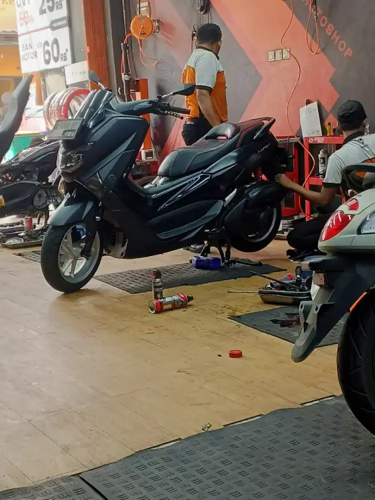 Jual motor n max old tahun 2019