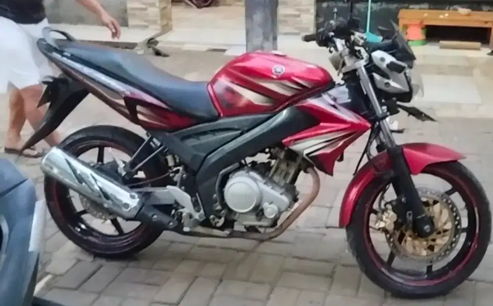 Motor Vixion Masih Bagus pemakaian hanya ke Kantor saja