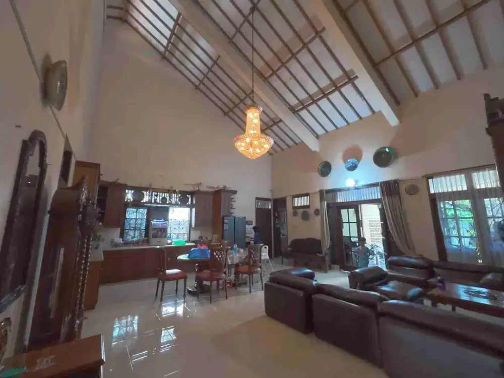 Di jual cepat rumah di kawasan Bintaro sektor 9, jl.rajawali dalam Tangerang selatan