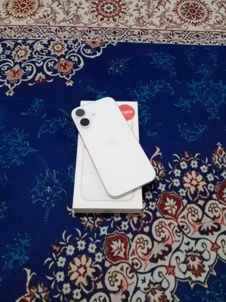 IPhone 17 256 gb ibox, White
