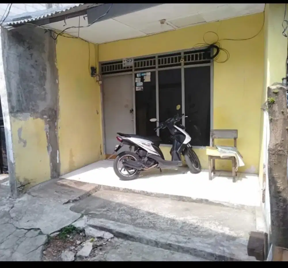 Dijual rumah petak